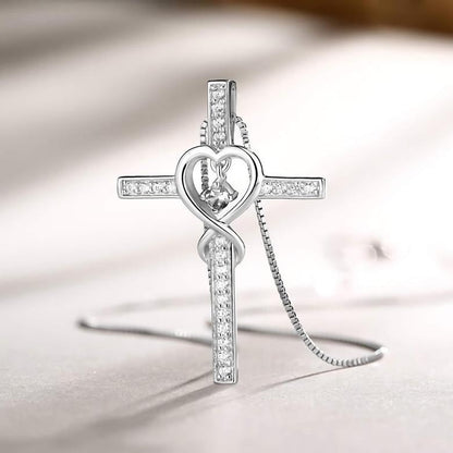 Collier croix bénie avec cœur de zircones