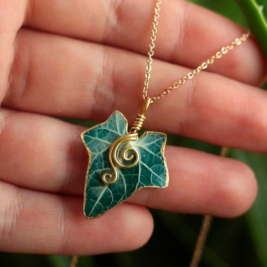 Collier Feuille Verte Nature