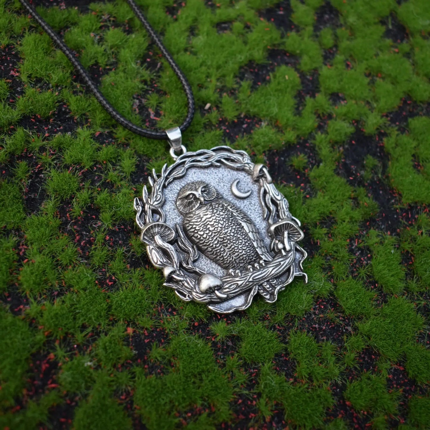 Collier Pendentif Champignon Lune Hibou Mystique