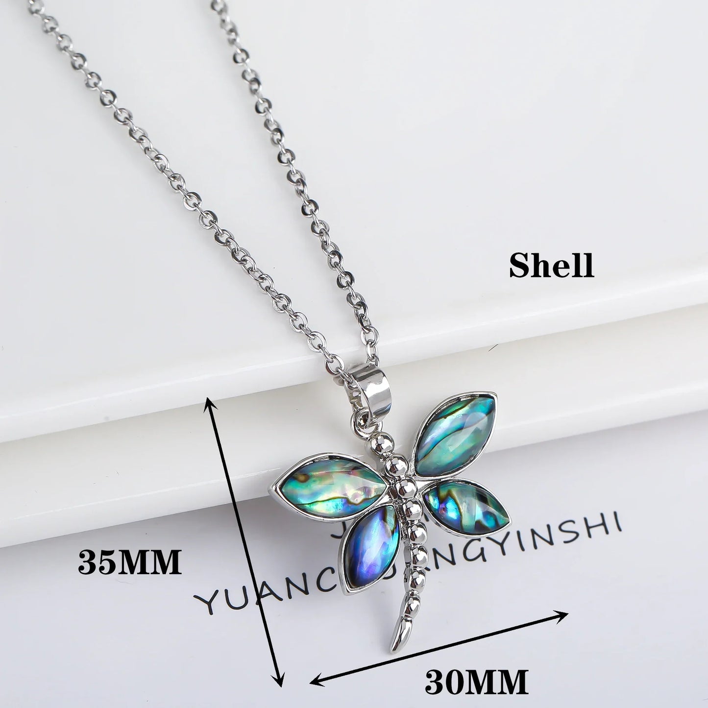 Collier Pendentif Papillon en Coquillage Naturel