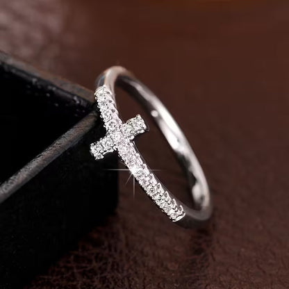 Bague Croix zirconium minimaliste