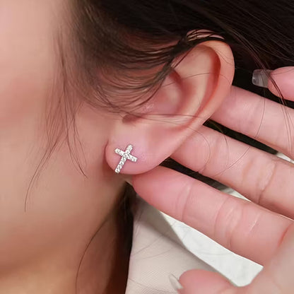 Boucles d'oreilles Croix minimalistes à tige