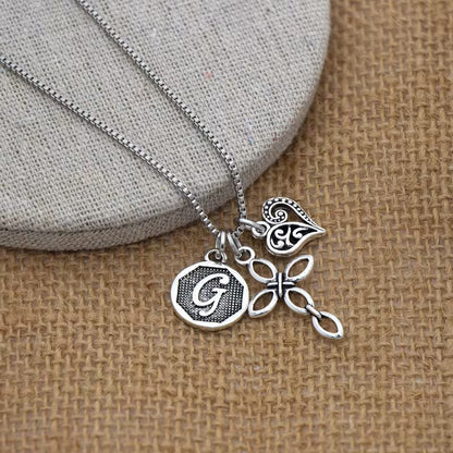Collier Croix et cœur avec initiale