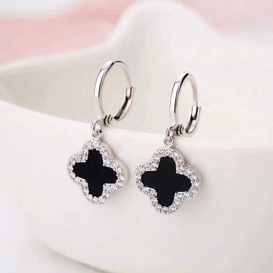 Boucles d'oreilles trèfle à quatre feuilles plaquées or