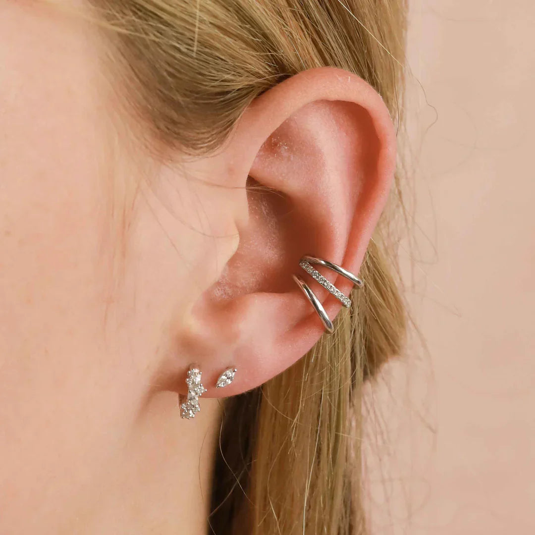 Boucles d'oreilles Crystal Cluster Huggies | Or Blanc