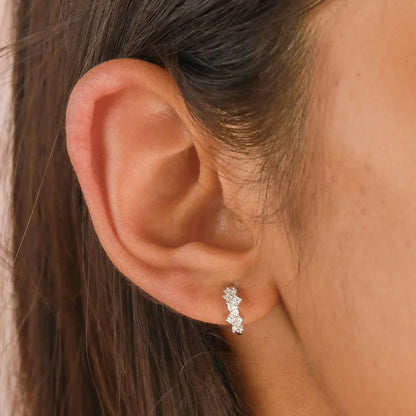 Boucles d'oreilles Crystal Cluster Huggies | Or Blanc