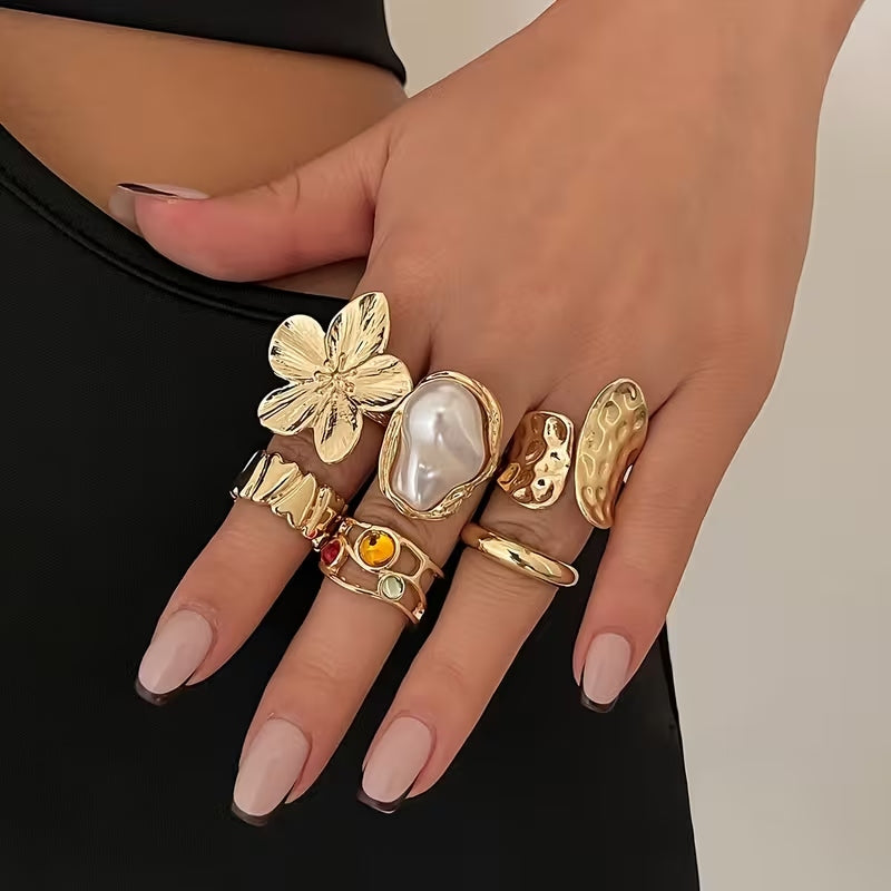 Ensemble de 6 bagues dorées en perles baroques