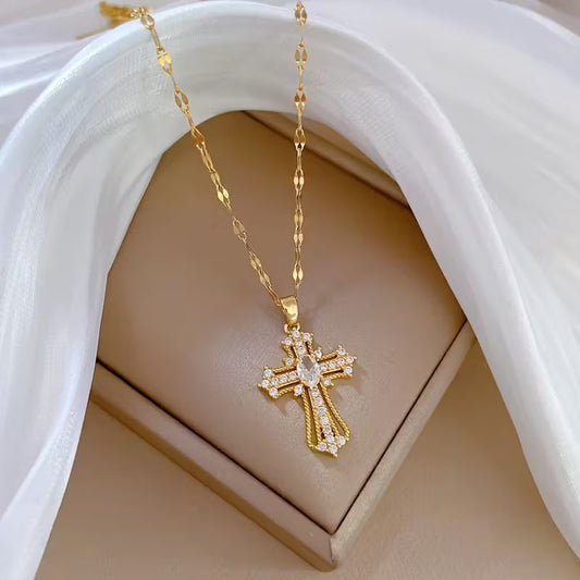 Collier Croix moderne en acier inoxydable