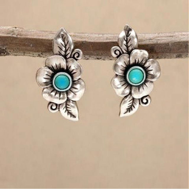 Boucles d'Oreilles Boho avec Fleur Opale Bleue en Argent