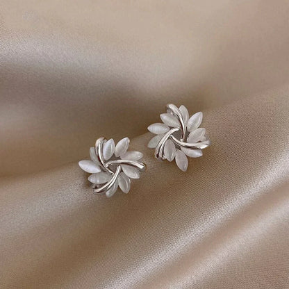 Boucles d’Oreilles Élégantes à Vis en Or et Argent