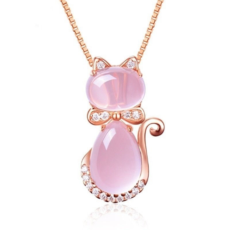 Magnifique collier chat pierre rose avec zircon